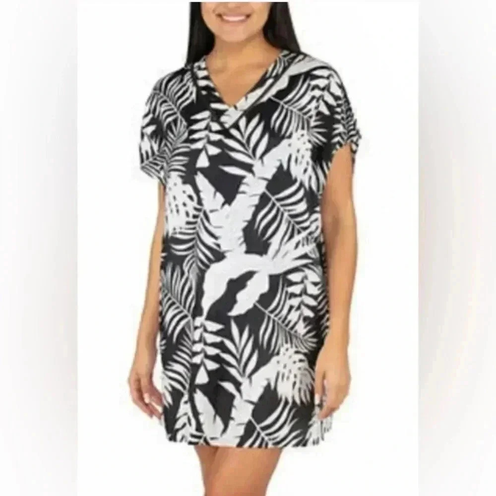 🎉HOST PICK🎉Tahari | NWOT Beach Cover Up